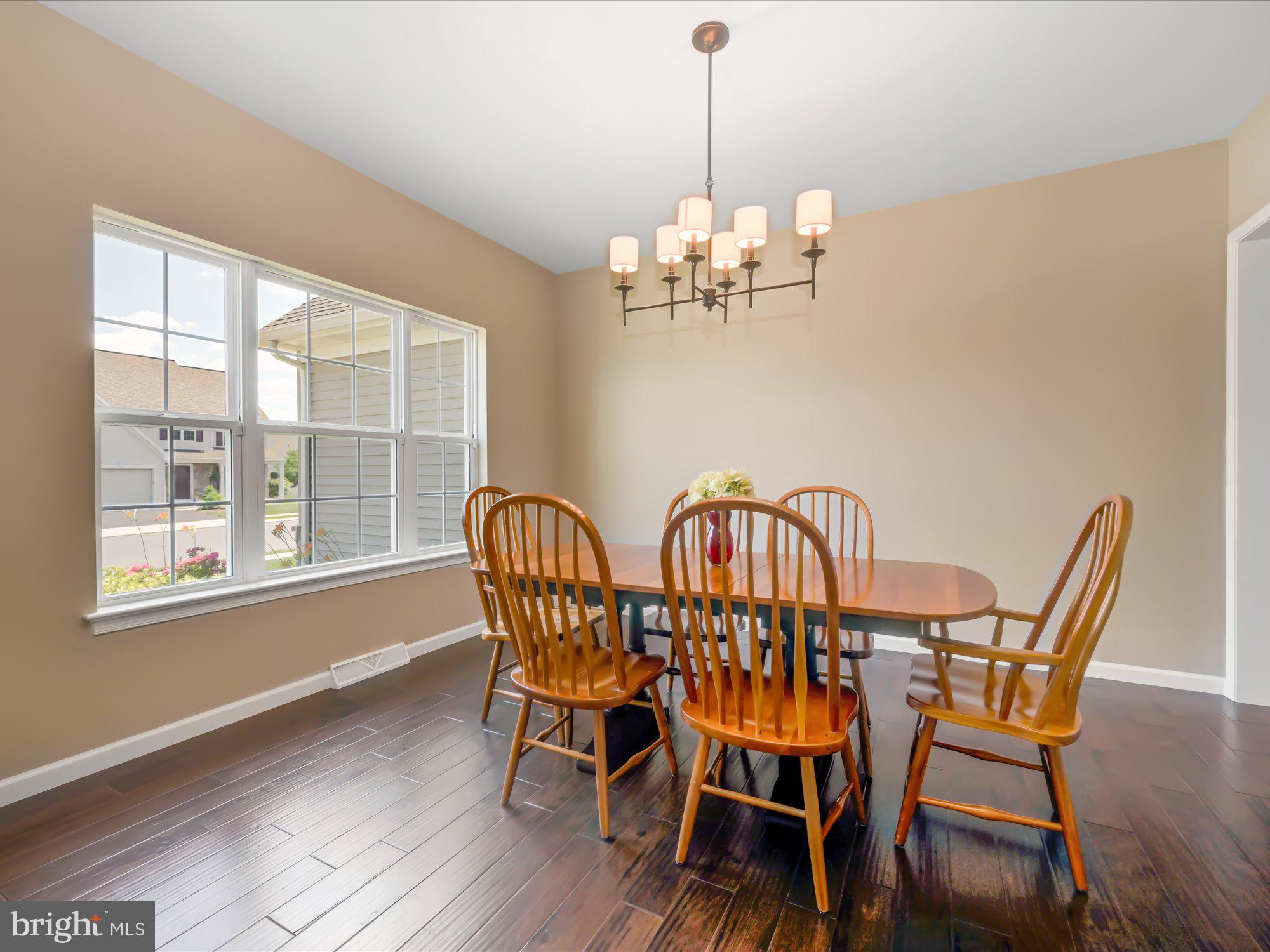 SUMMERLYN GREEN - Residential