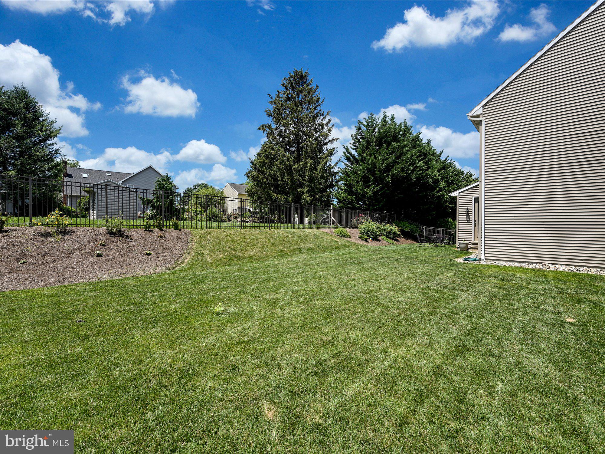 SUMMERLYN GREEN - Residential