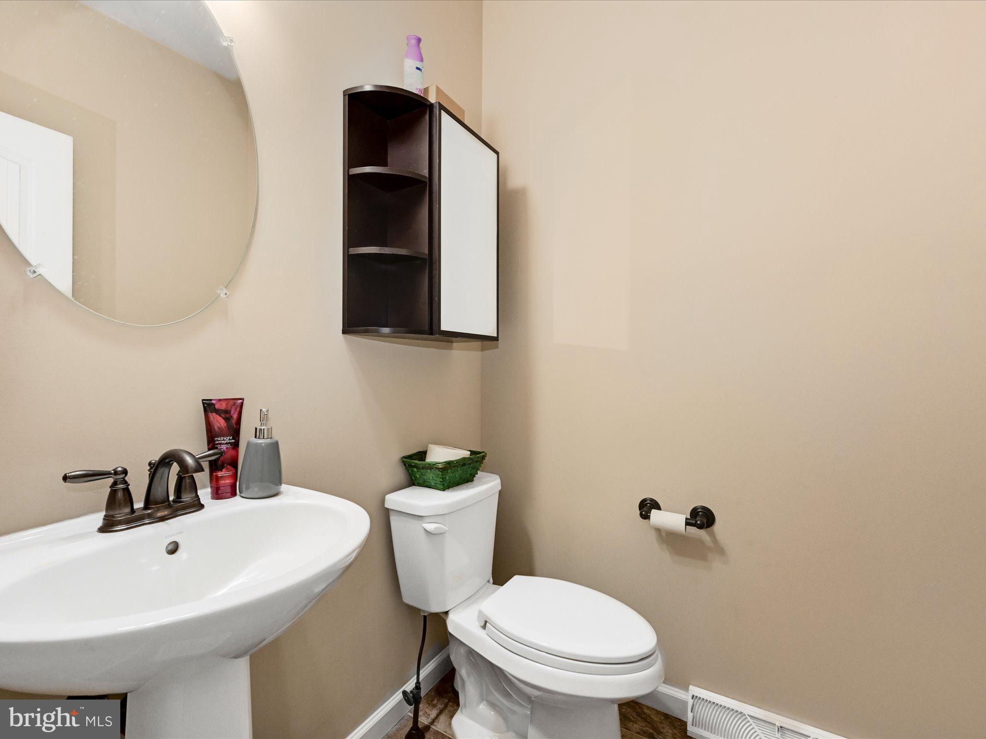 SUMMERLYN GREEN - Residential