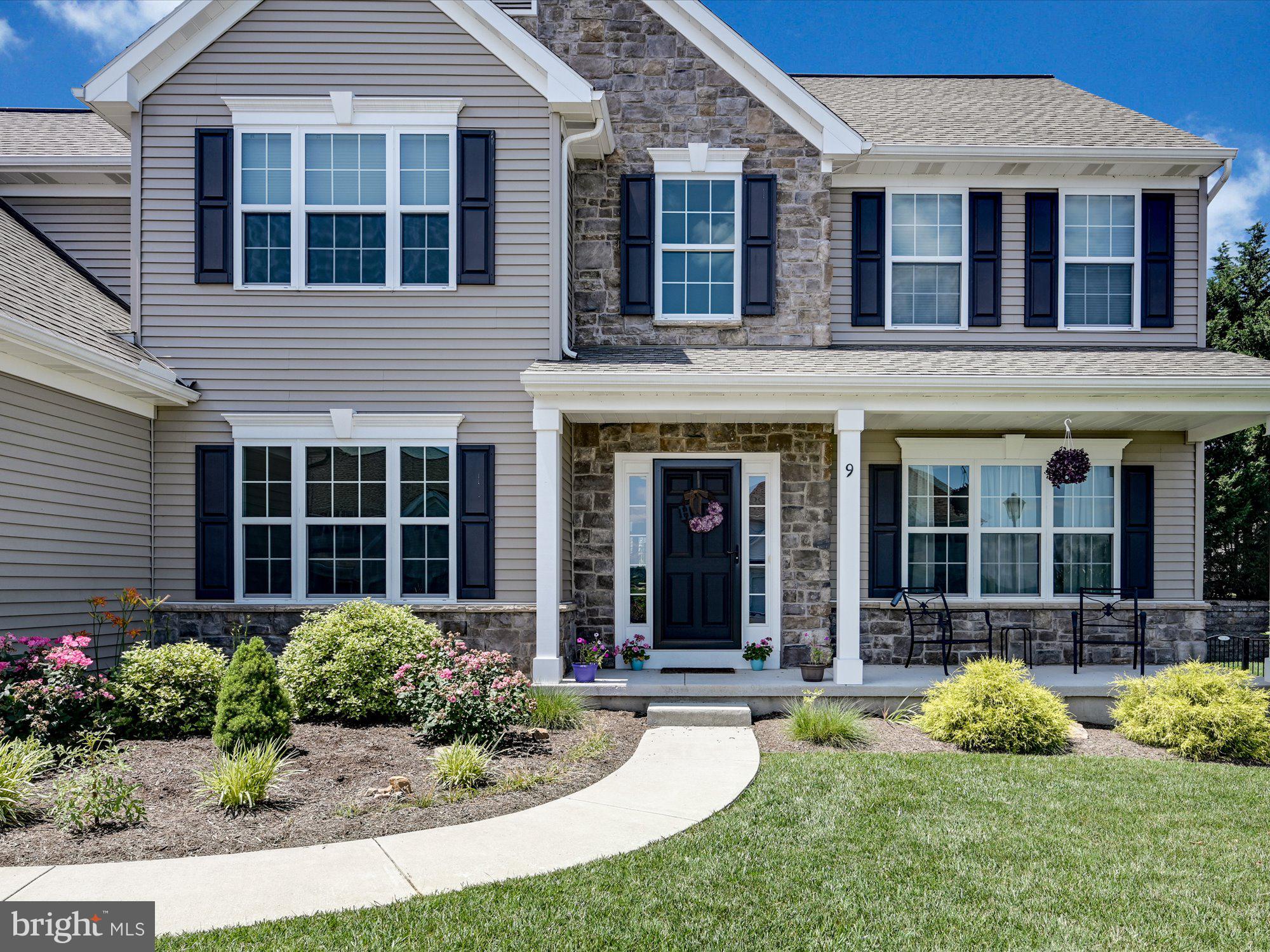 SUMMERLYN GREEN - Residential