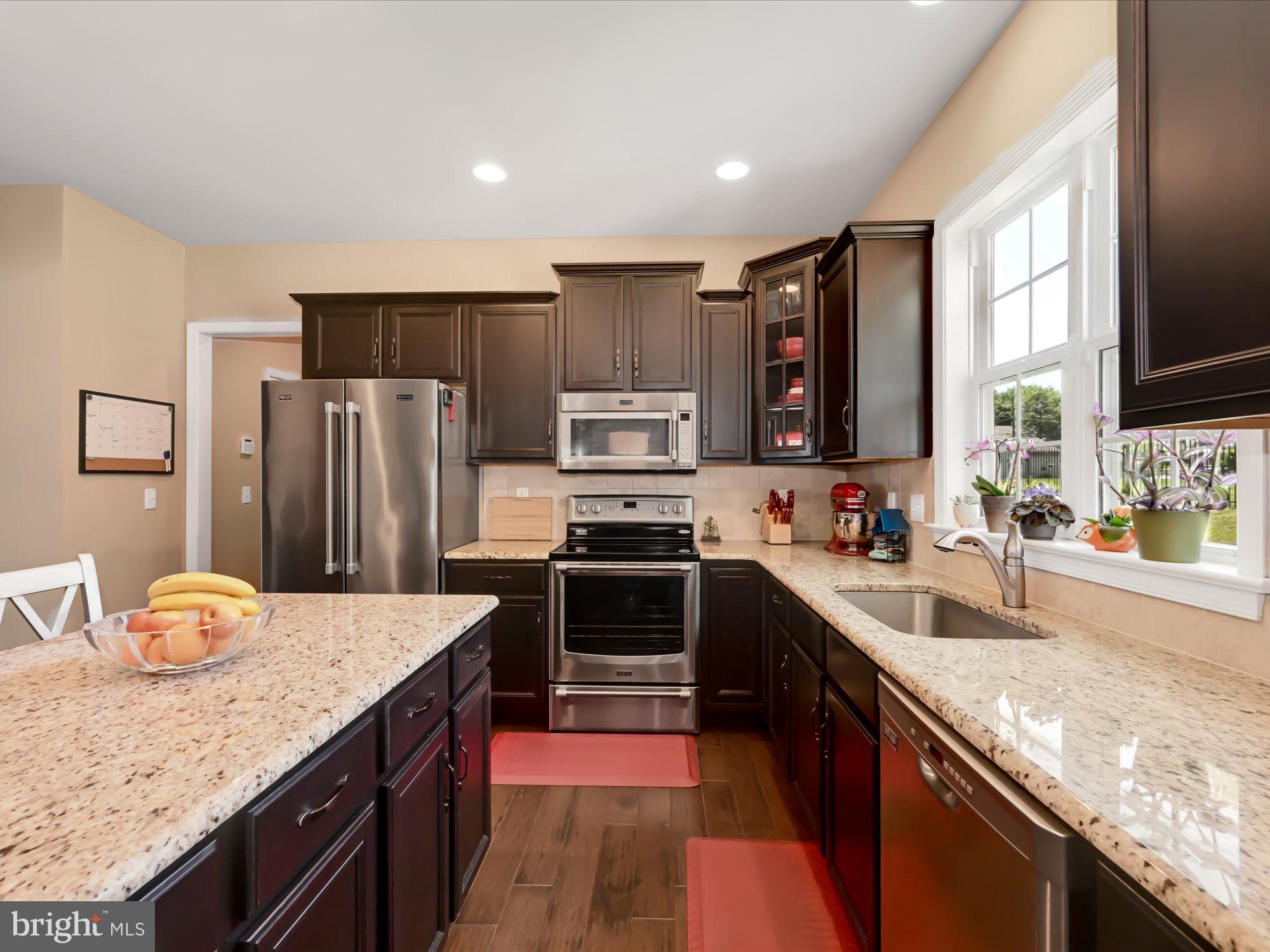 SUMMERLYN GREEN - Residential