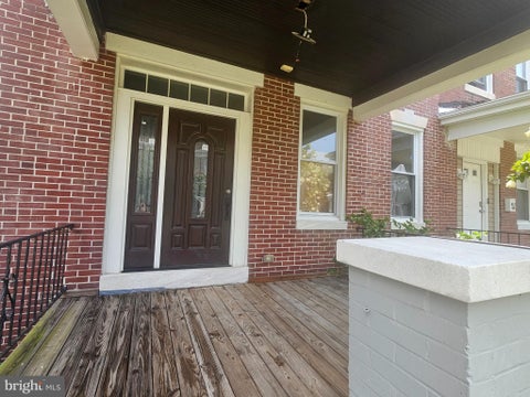 Townhouse For Sale - 413 Lyndhurst Street<br/> BALTIMORE, MD 21229