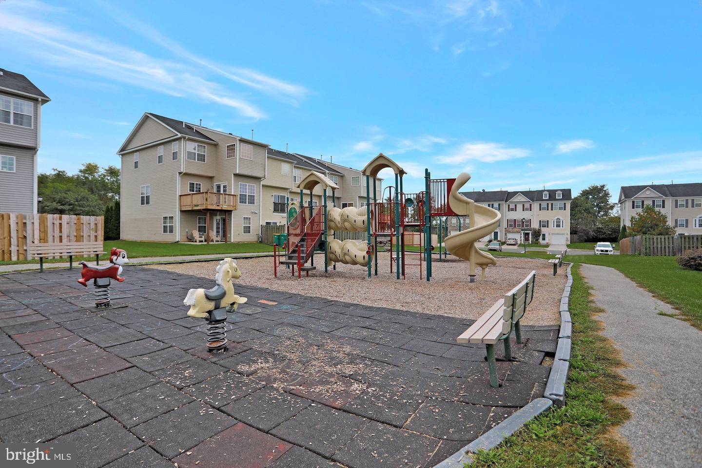 LIBERTY RUN - Residential