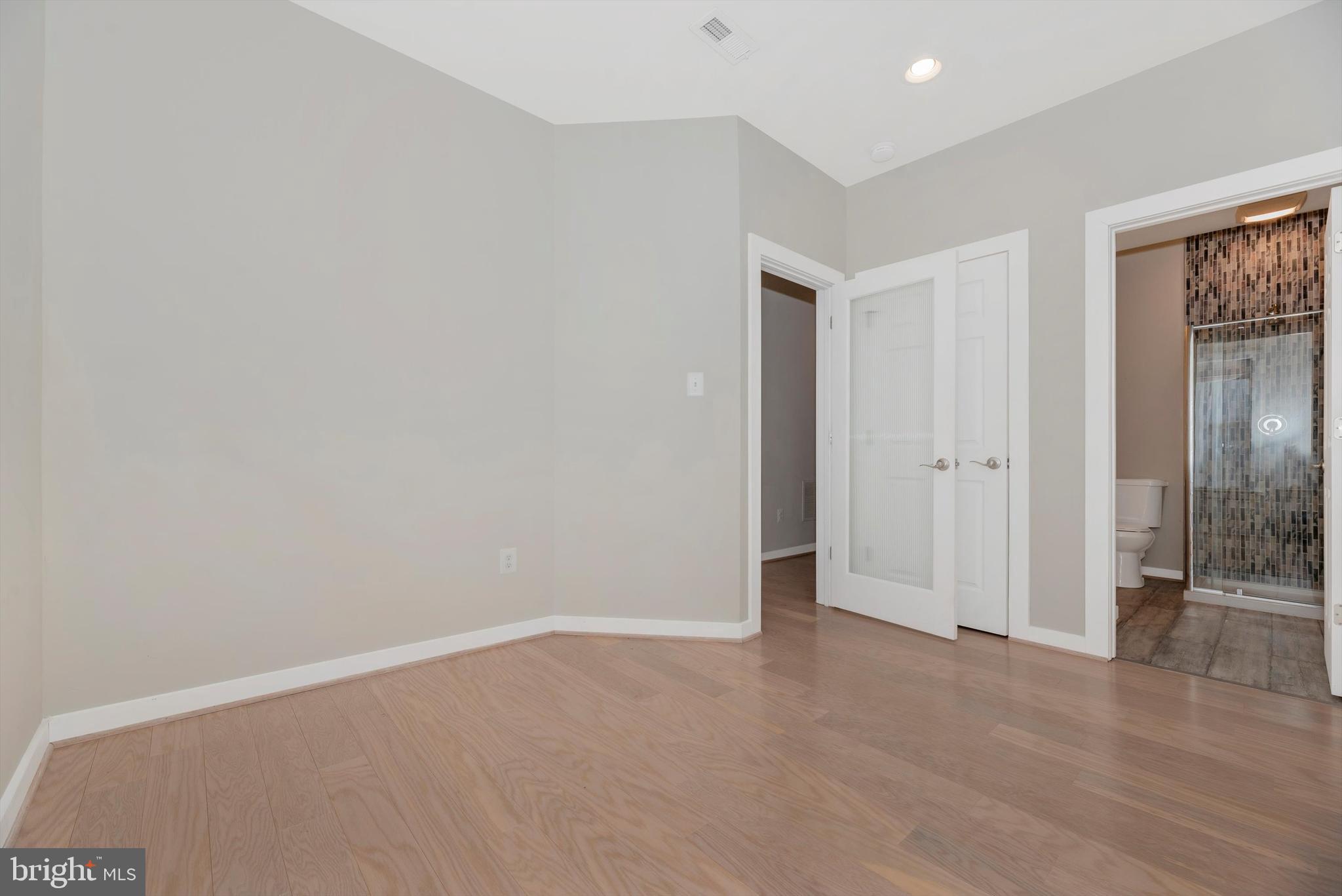 VILLAGES OF URBANA - Residential