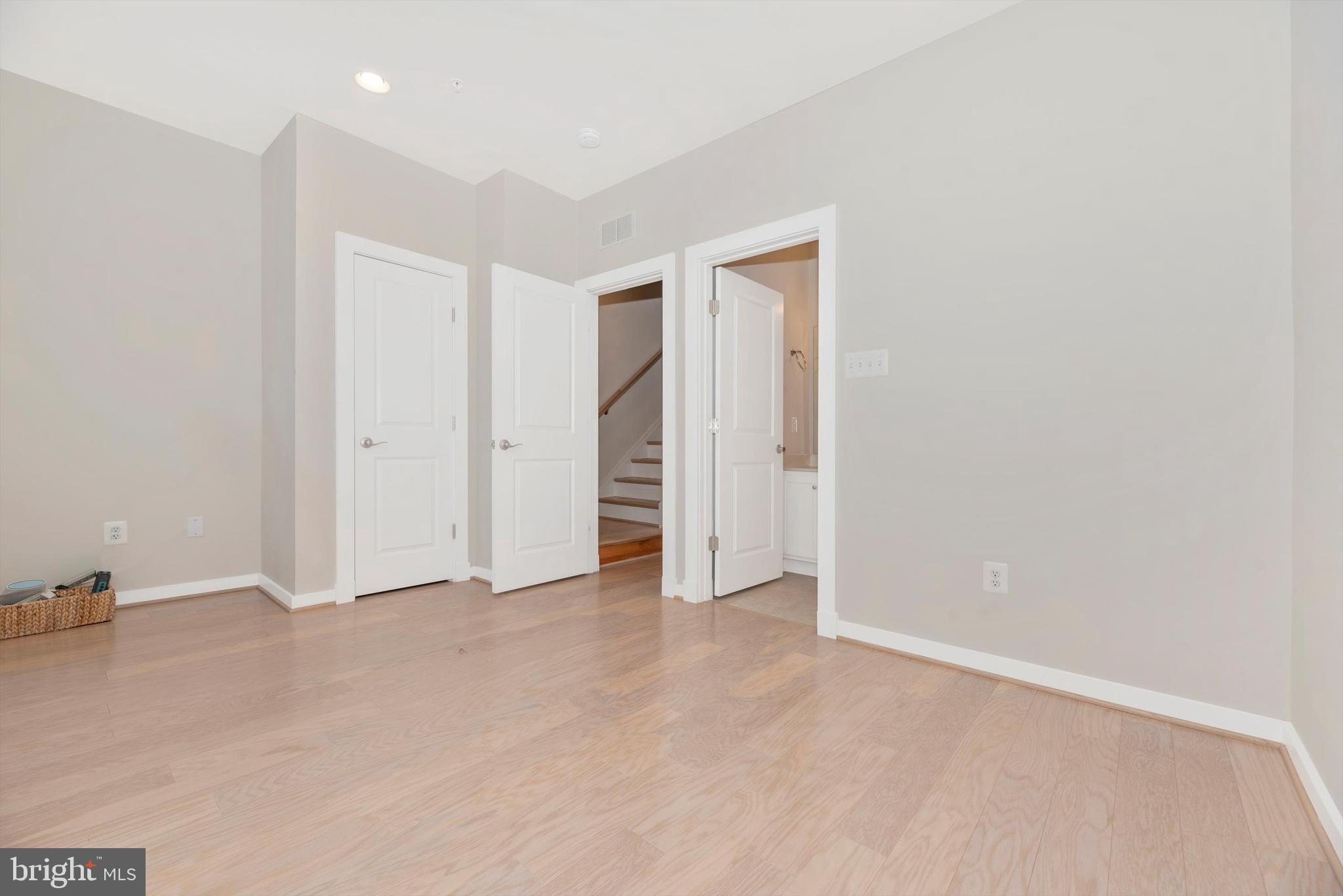 VILLAGES OF URBANA - Residential