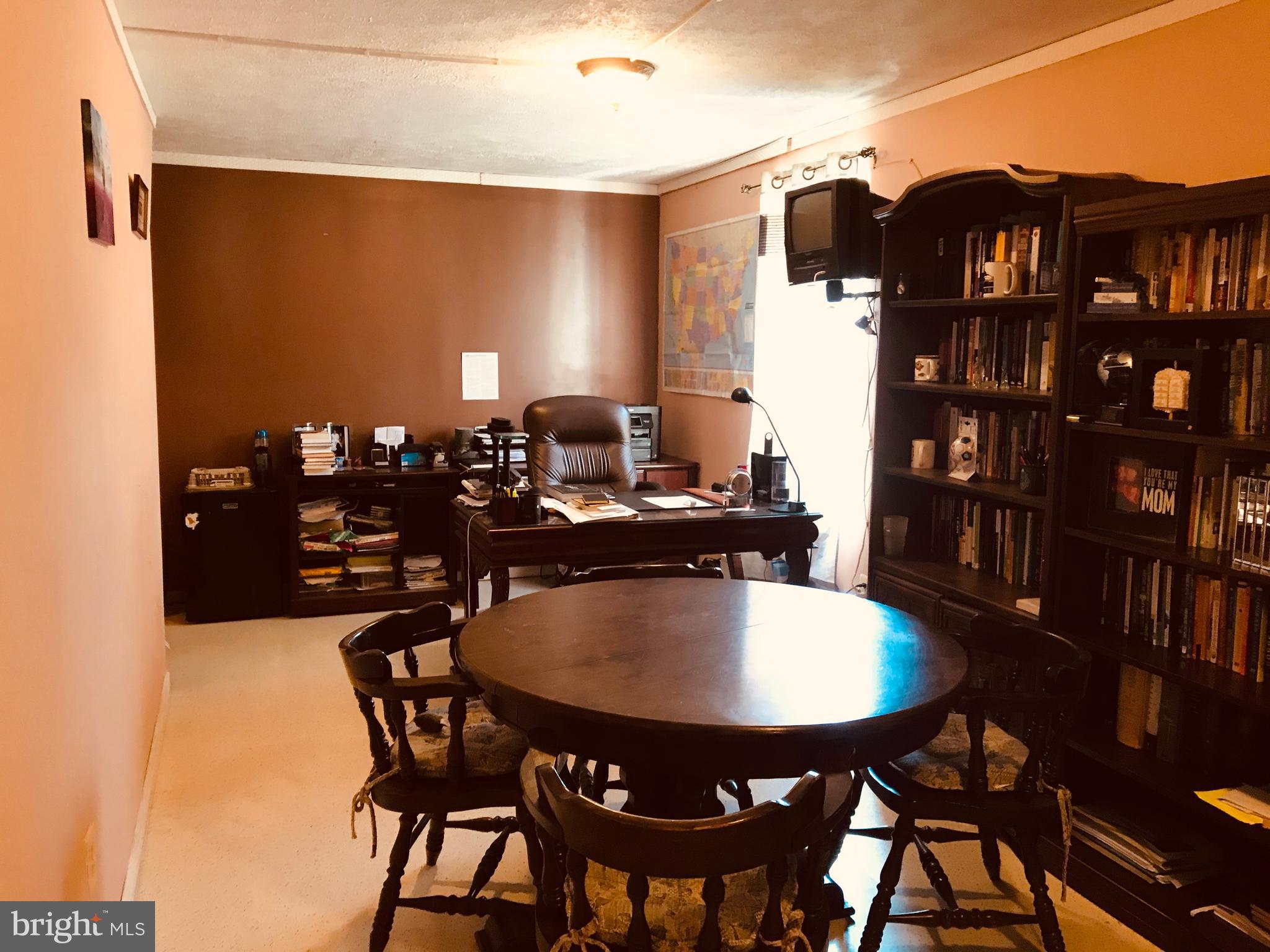 LAUREL GLEN - Residential