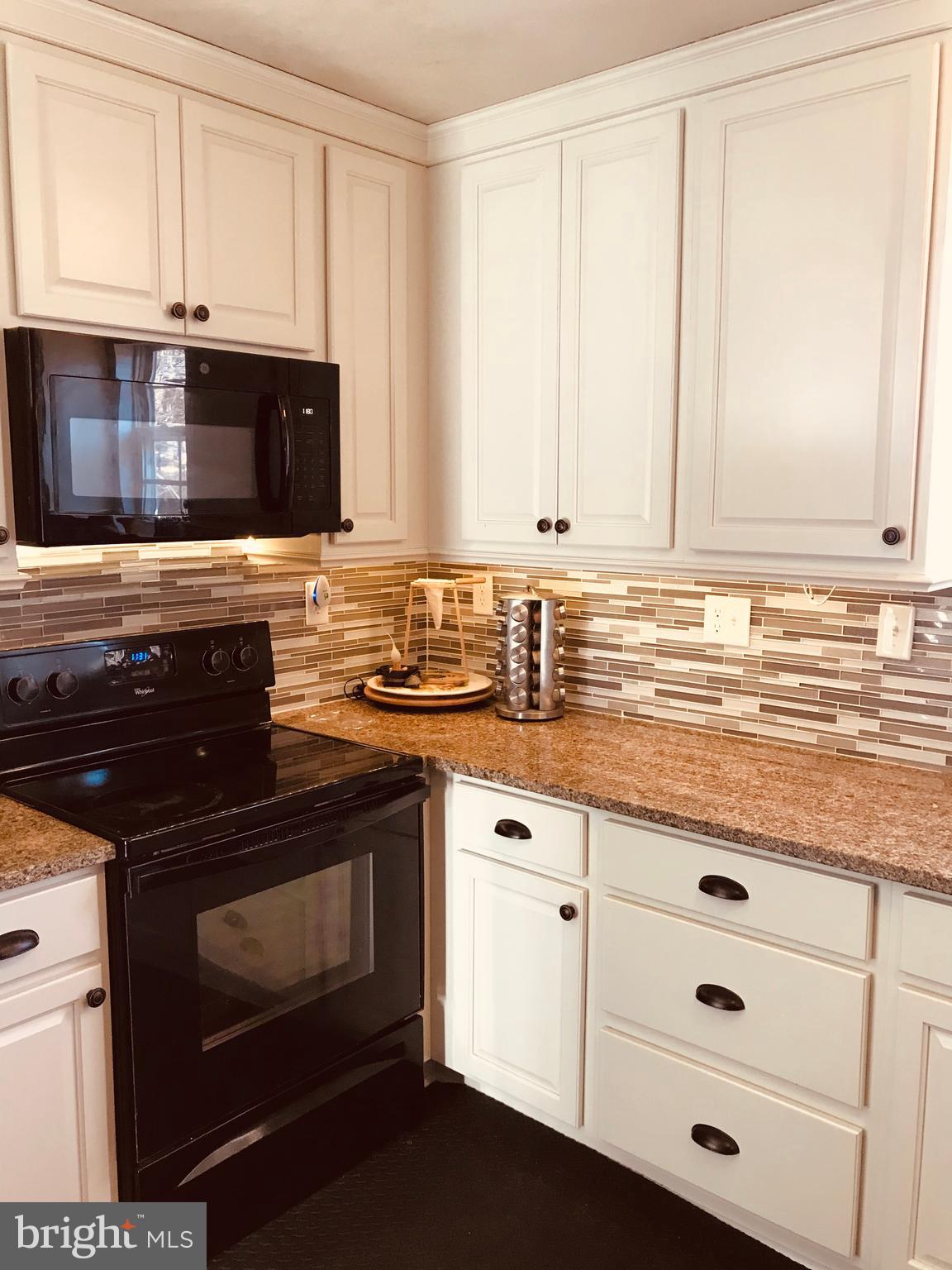 LAUREL GLEN - Residential