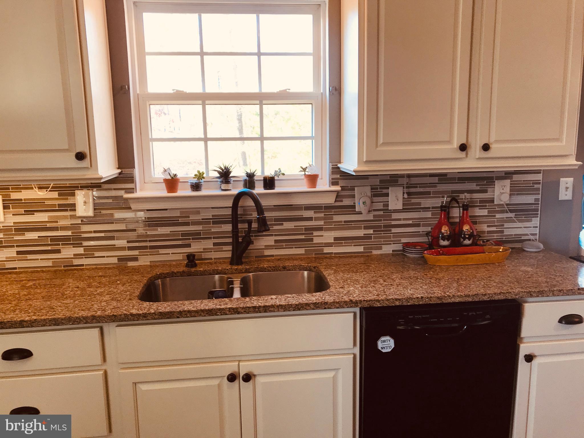 LAUREL GLEN - Residential