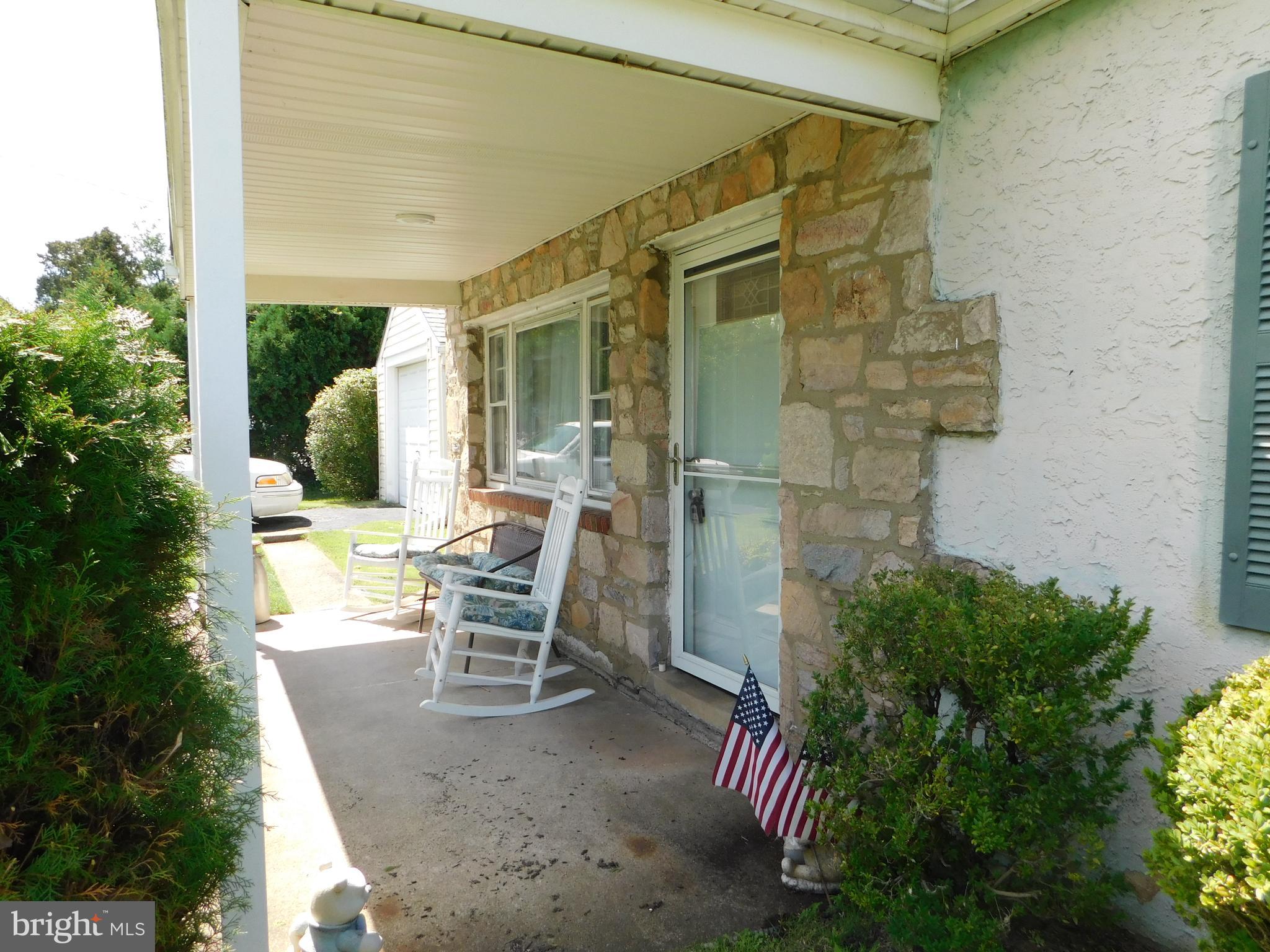 965 WAYFIELD DRIVE
