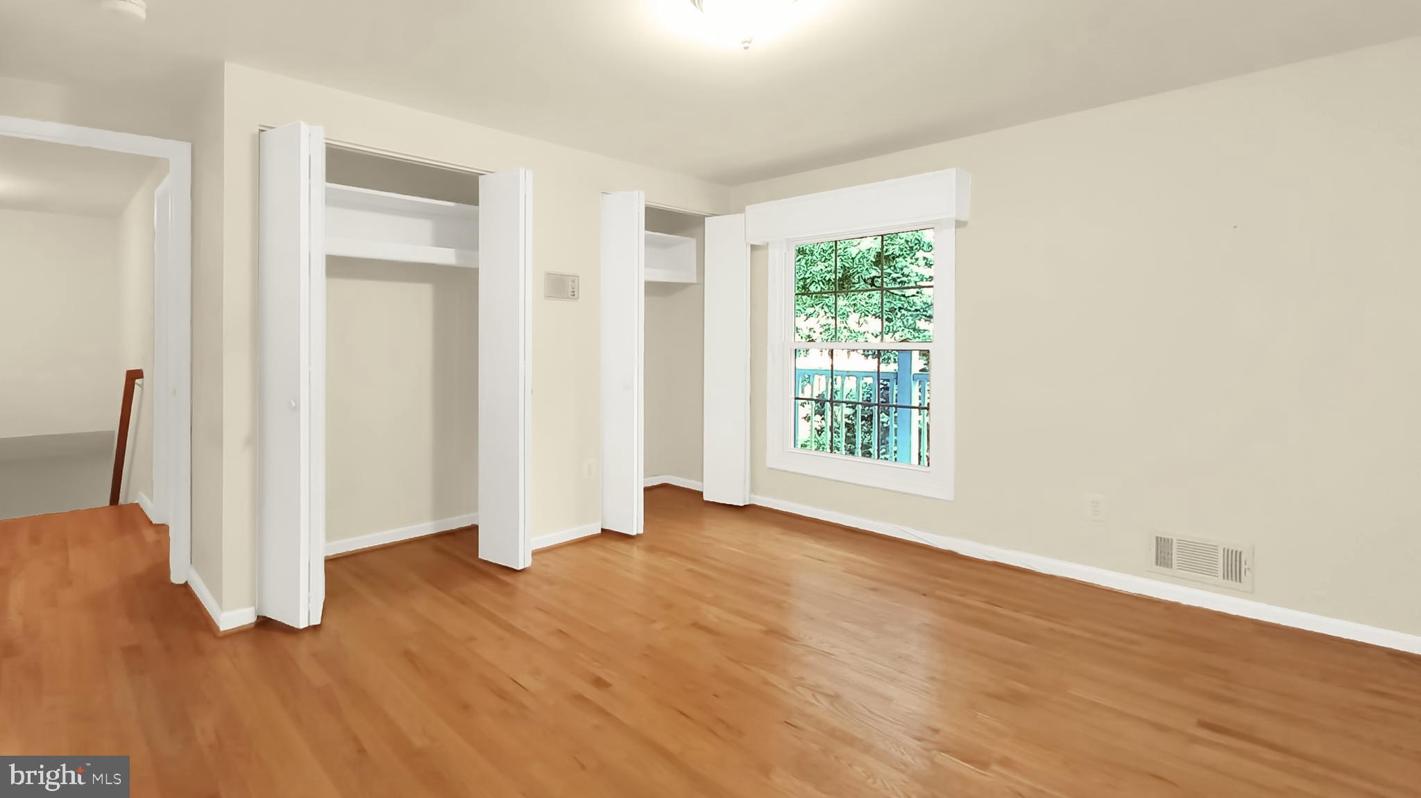 FOX HILLS - Residential Lease