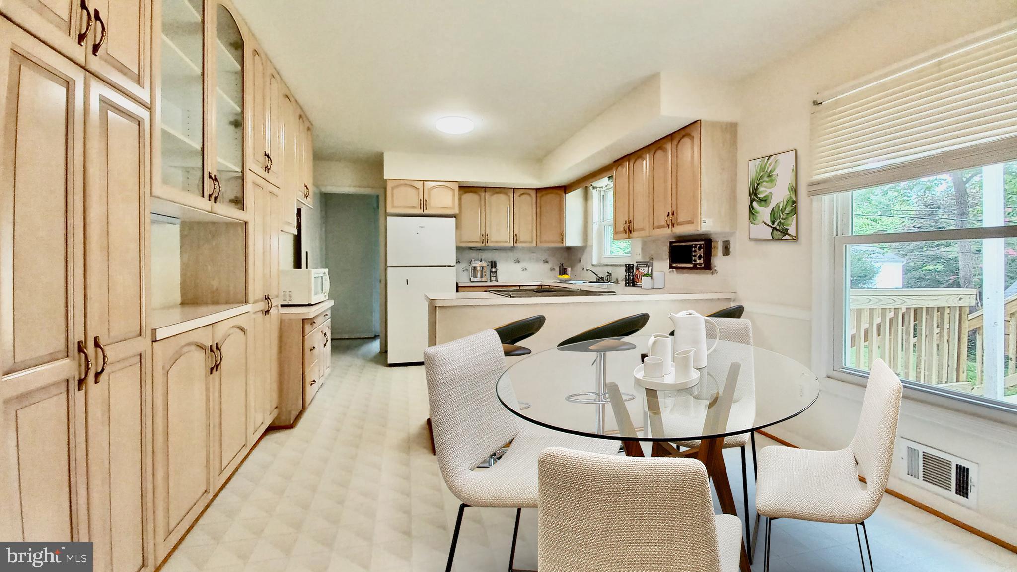 FOX HILLS - Residential Lease