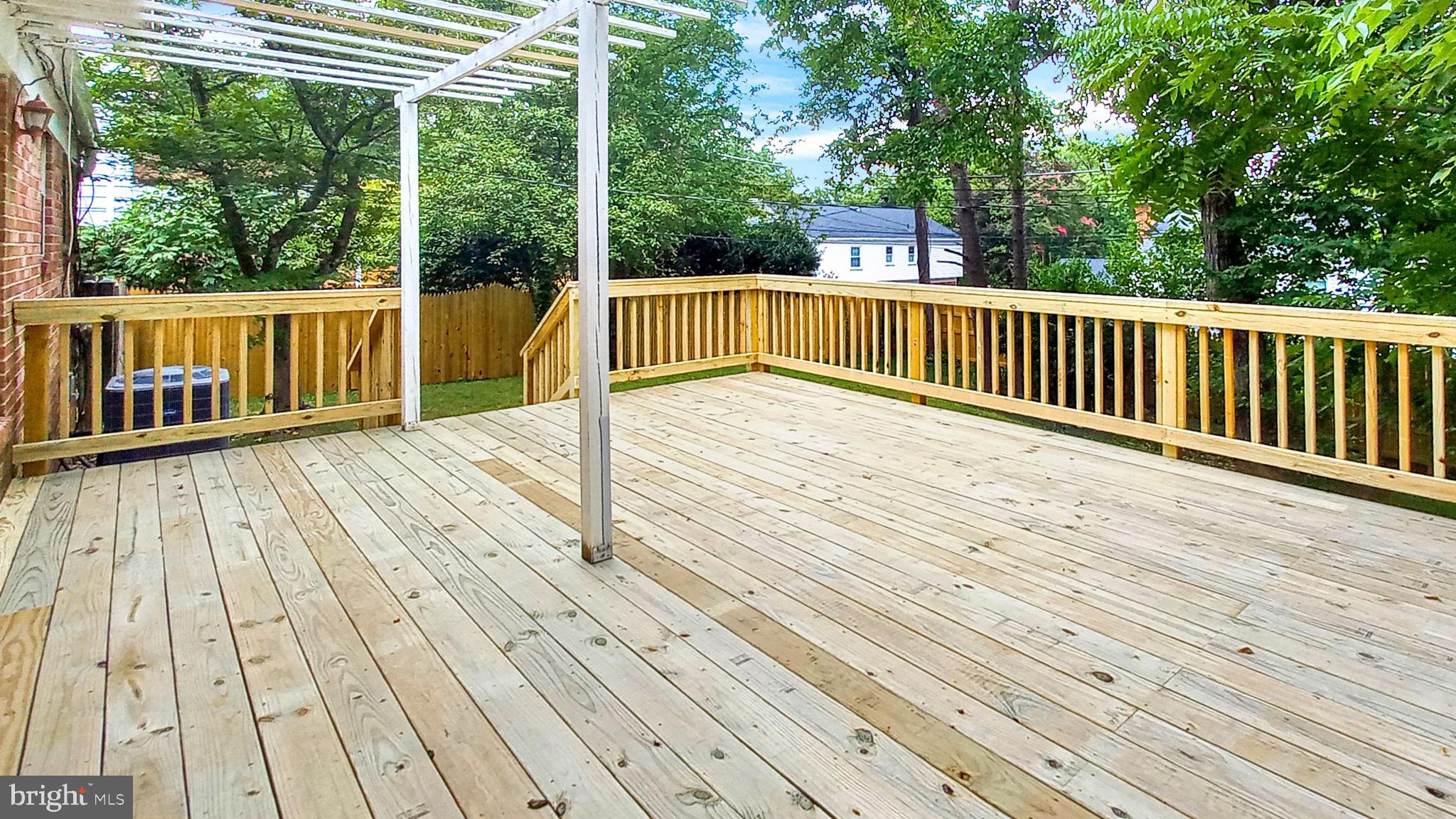 FOX HILLS - Residential Lease