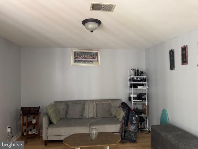 WILLIAMSTOWN - Residential Lease