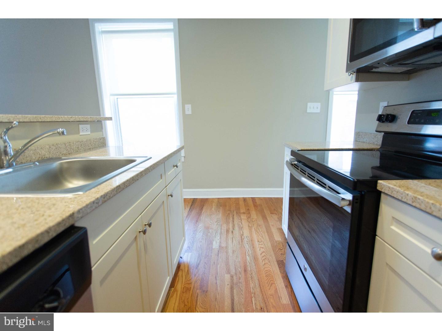WASHINGTON SQ - Residential Lease