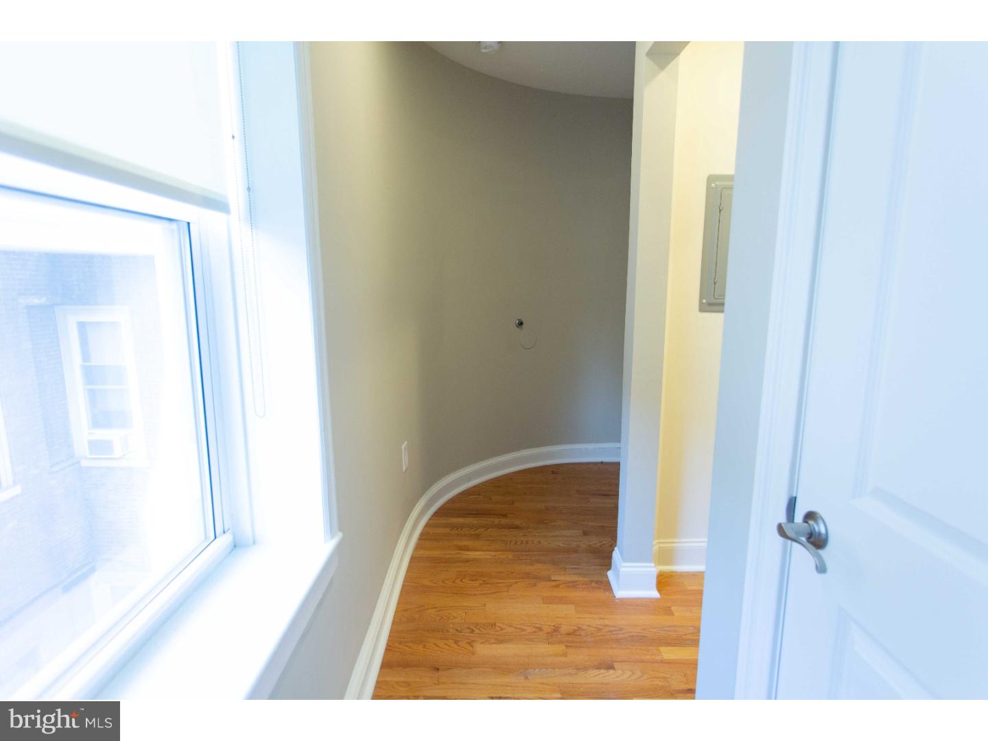 WASHINGTON SQ - Residential Lease