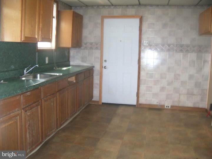 CHESTER HTS - Residential