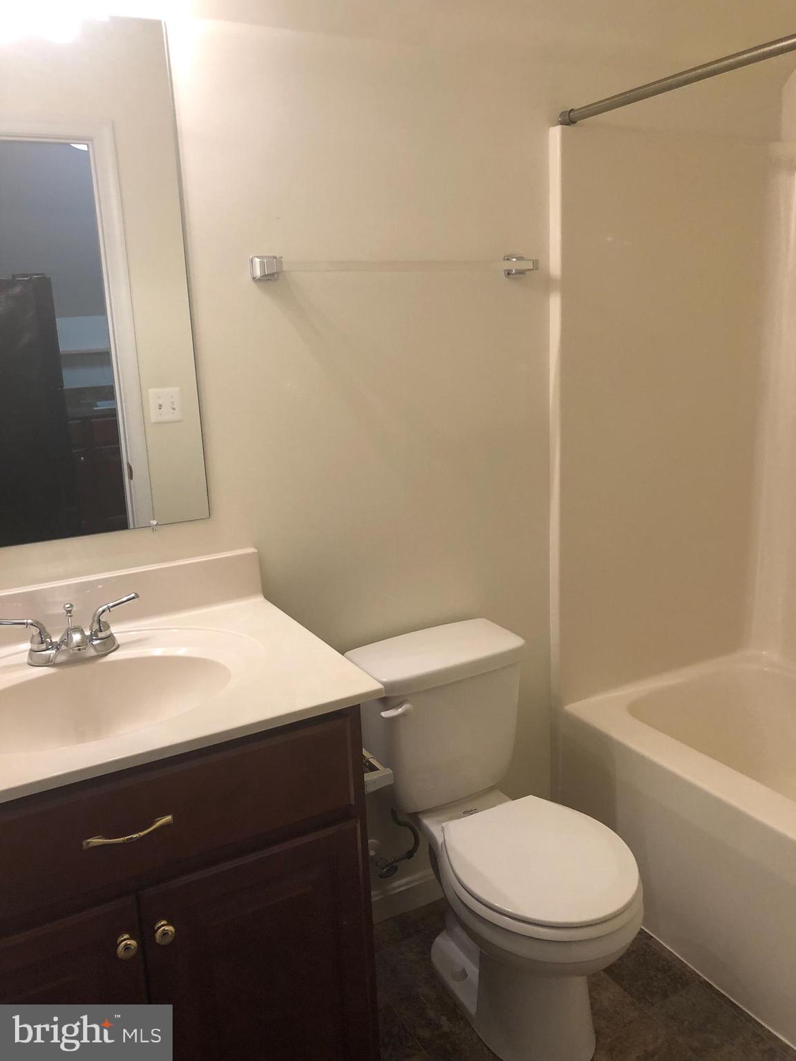 DEERFIELD - Residential Lease