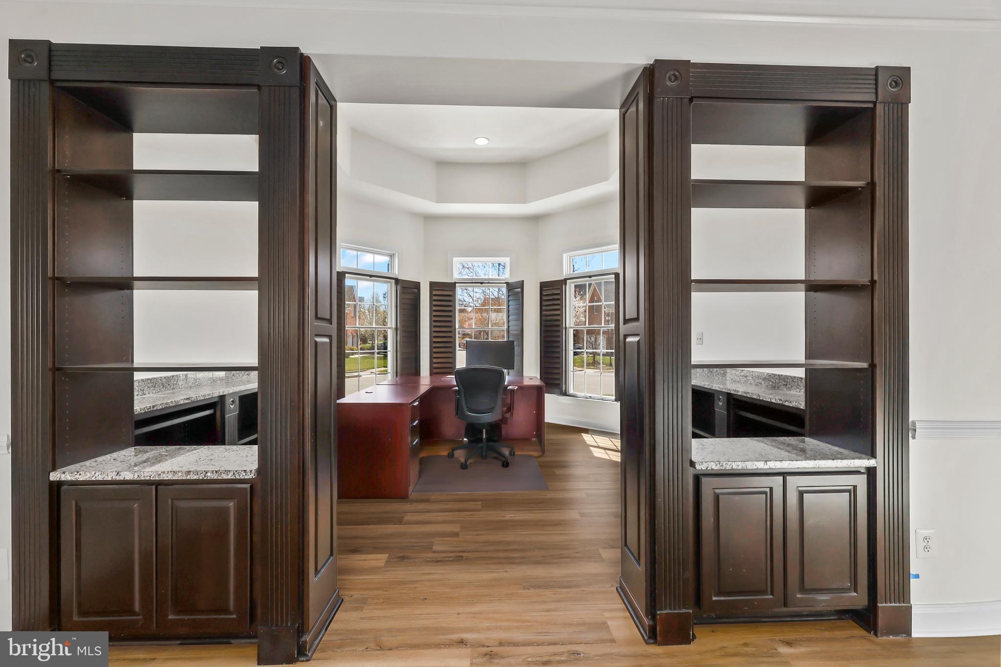 LOUDOUN VALLEY ESTATES 2 - Residential