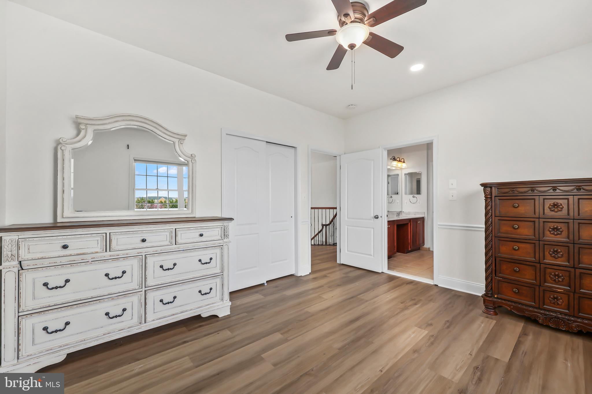 LOUDOUN VALLEY ESTATES 2 - Residential