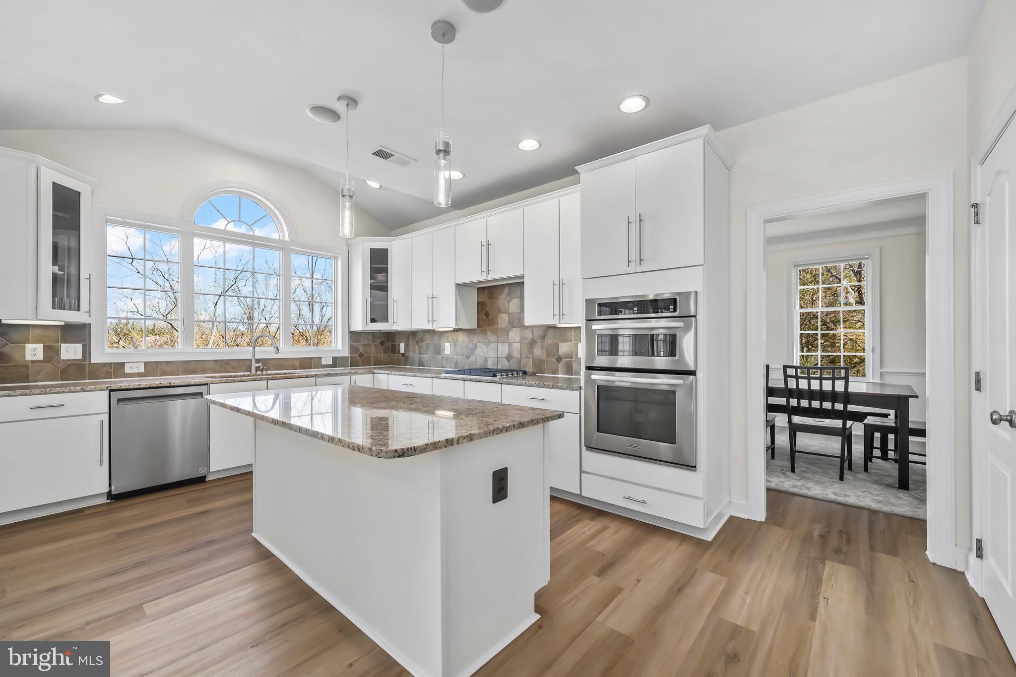 LOUDOUN VALLEY ESTATES 2 - Residential