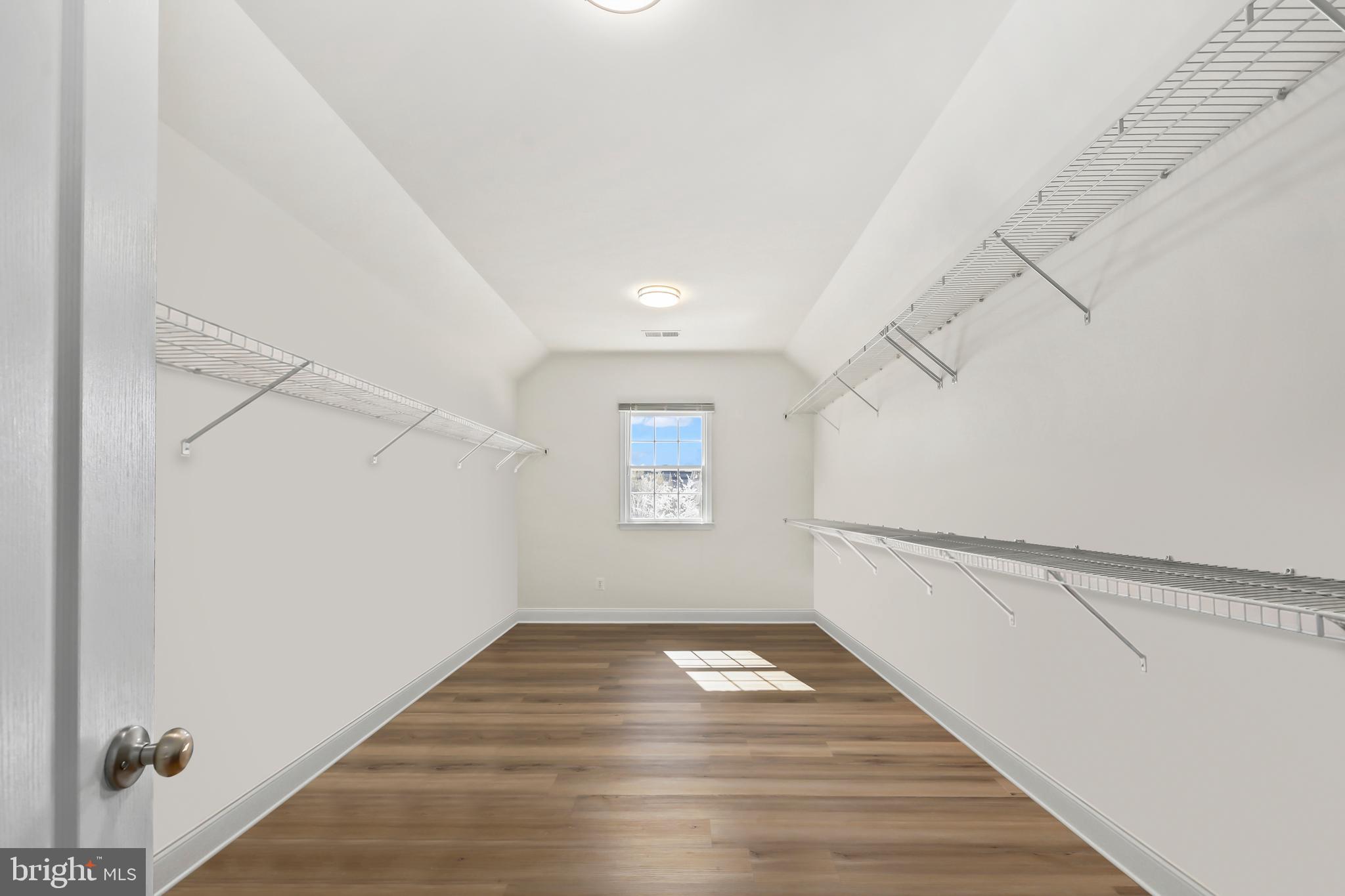 LOUDOUN VALLEY ESTATES 2 - Residential