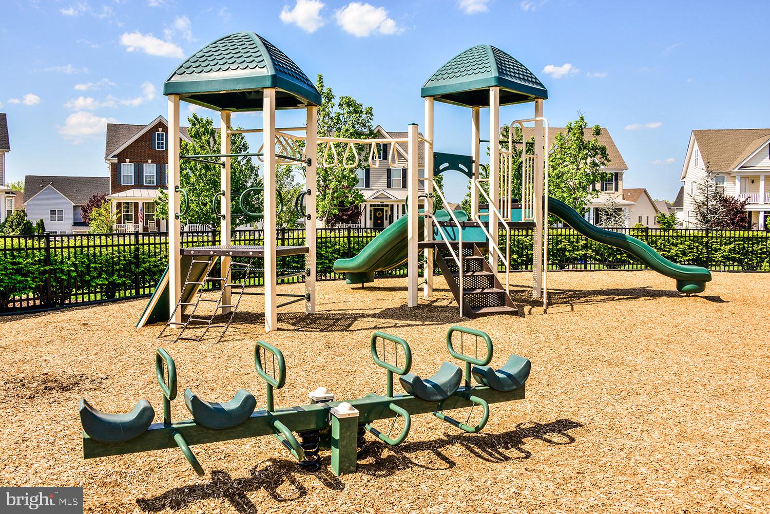 LOUDOUN VALLEY ESTATES 2 - Residential