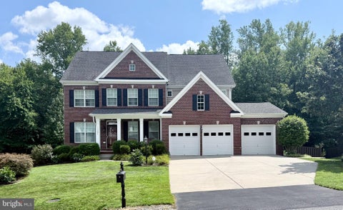 Photo of 13004 Queen Chapel Road, WOODBRIDGE, VA 22193 (MLS # VAPW2129618)