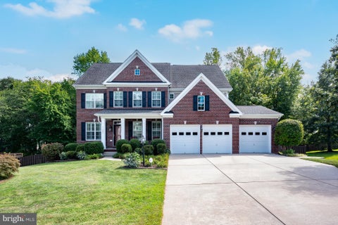 Homes For Sale - 13004 Queen Chapel Road<br/> WOODBRIDGE, VA 22193