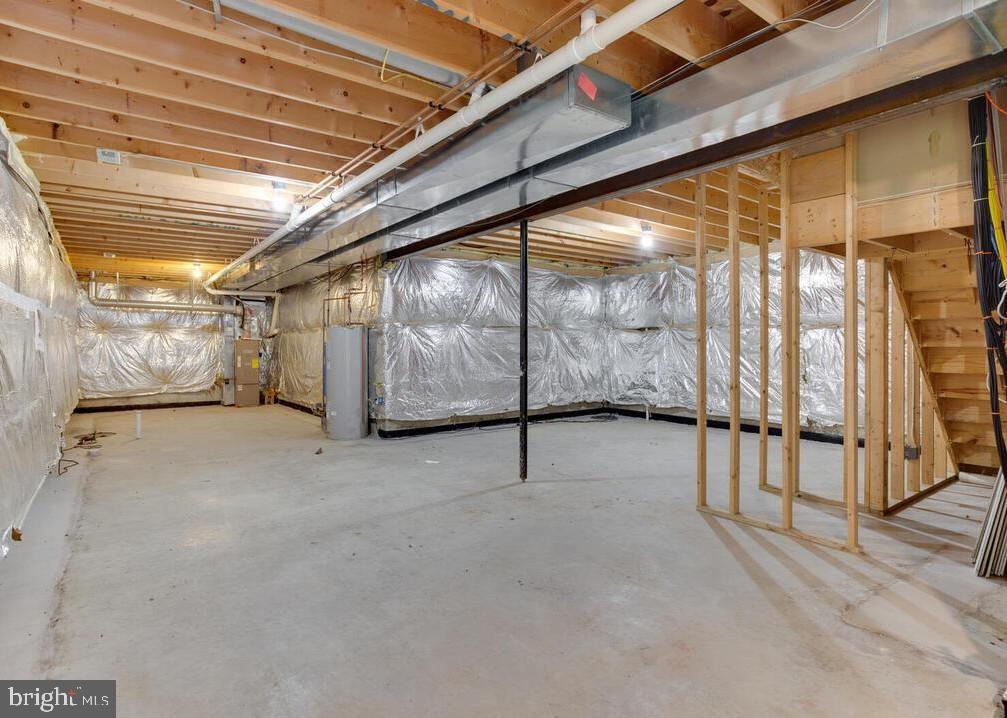 BROOKLEIGH WOODS - Residential Lease