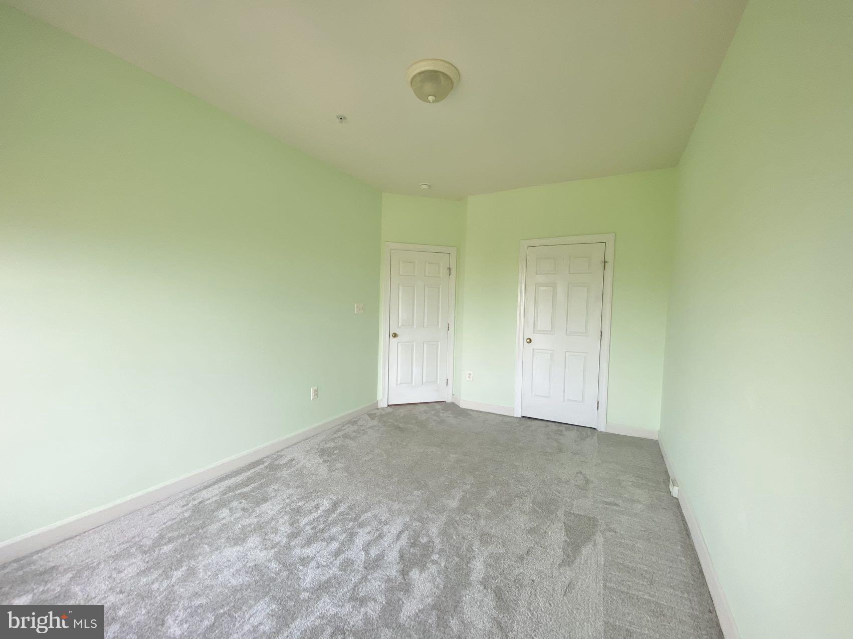 KINGSVIEW VILLAGE - Residential Lease