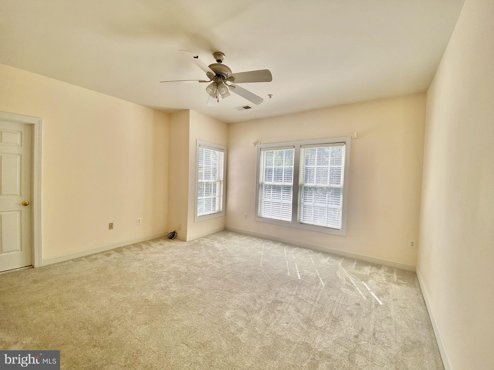 KINGSVIEW VILLAGE - Residential Lease