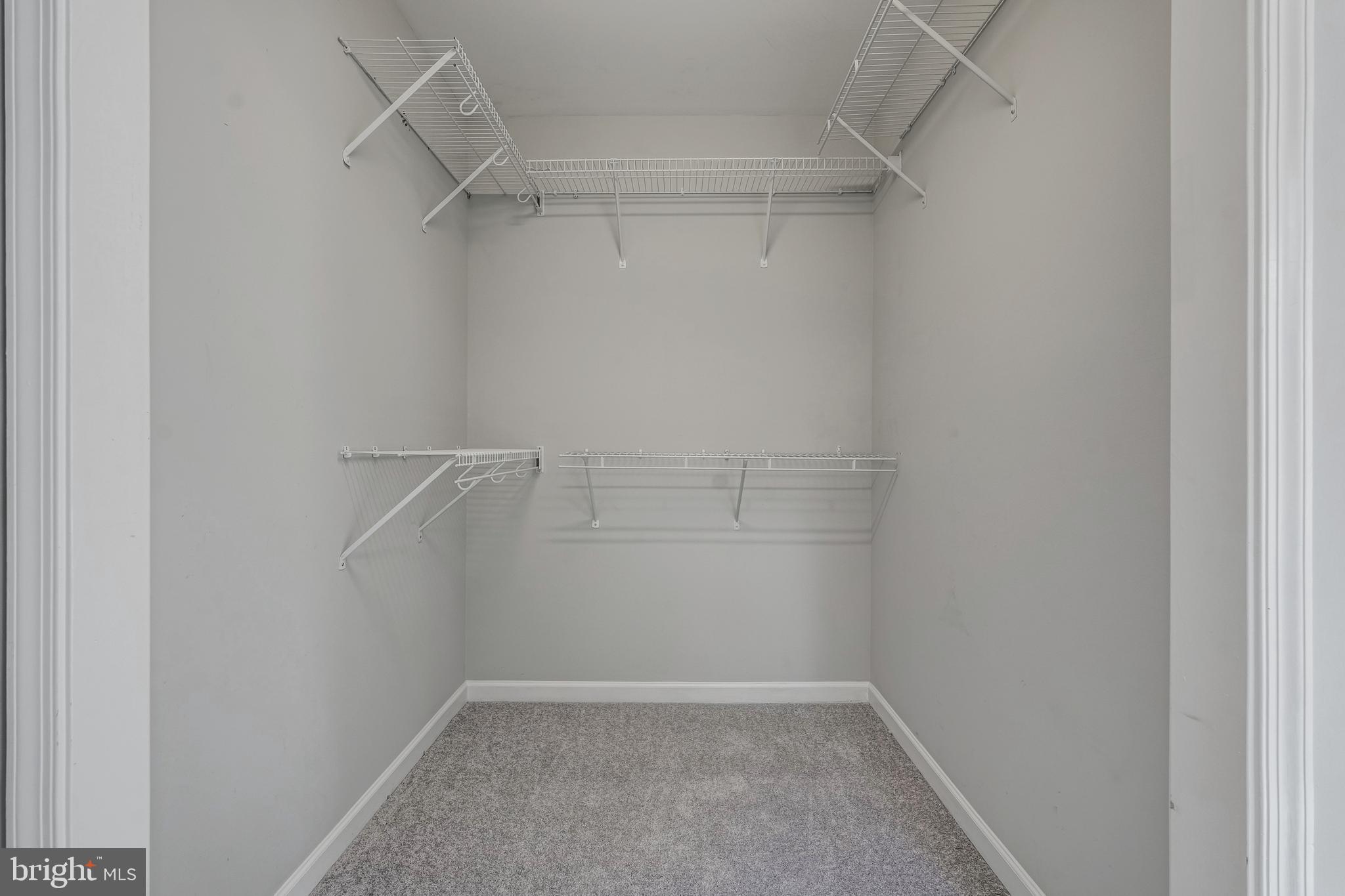 MOUNTAIN VIEW ESTATES - Residential