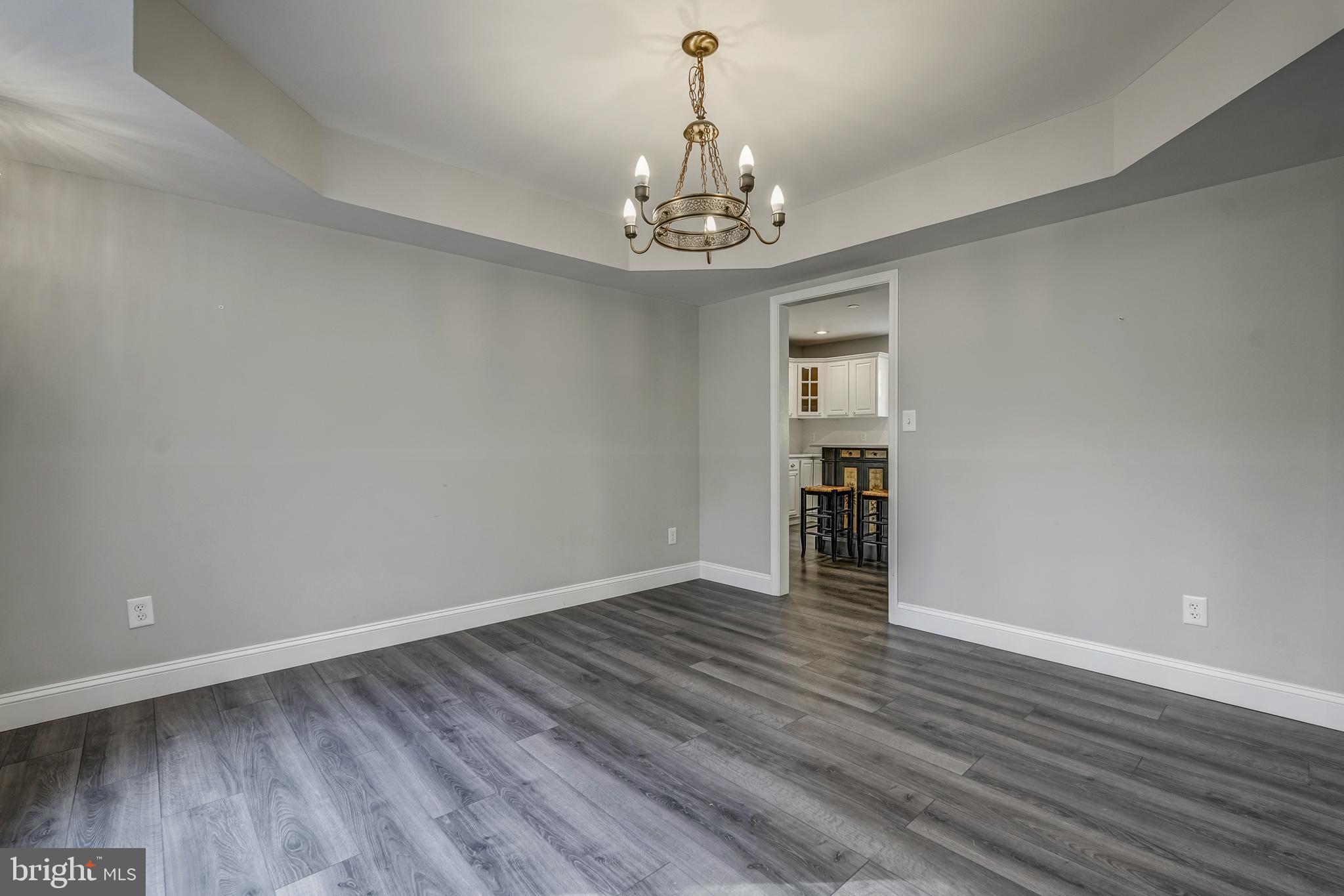 MOUNTAIN VIEW ESTATES - Residential