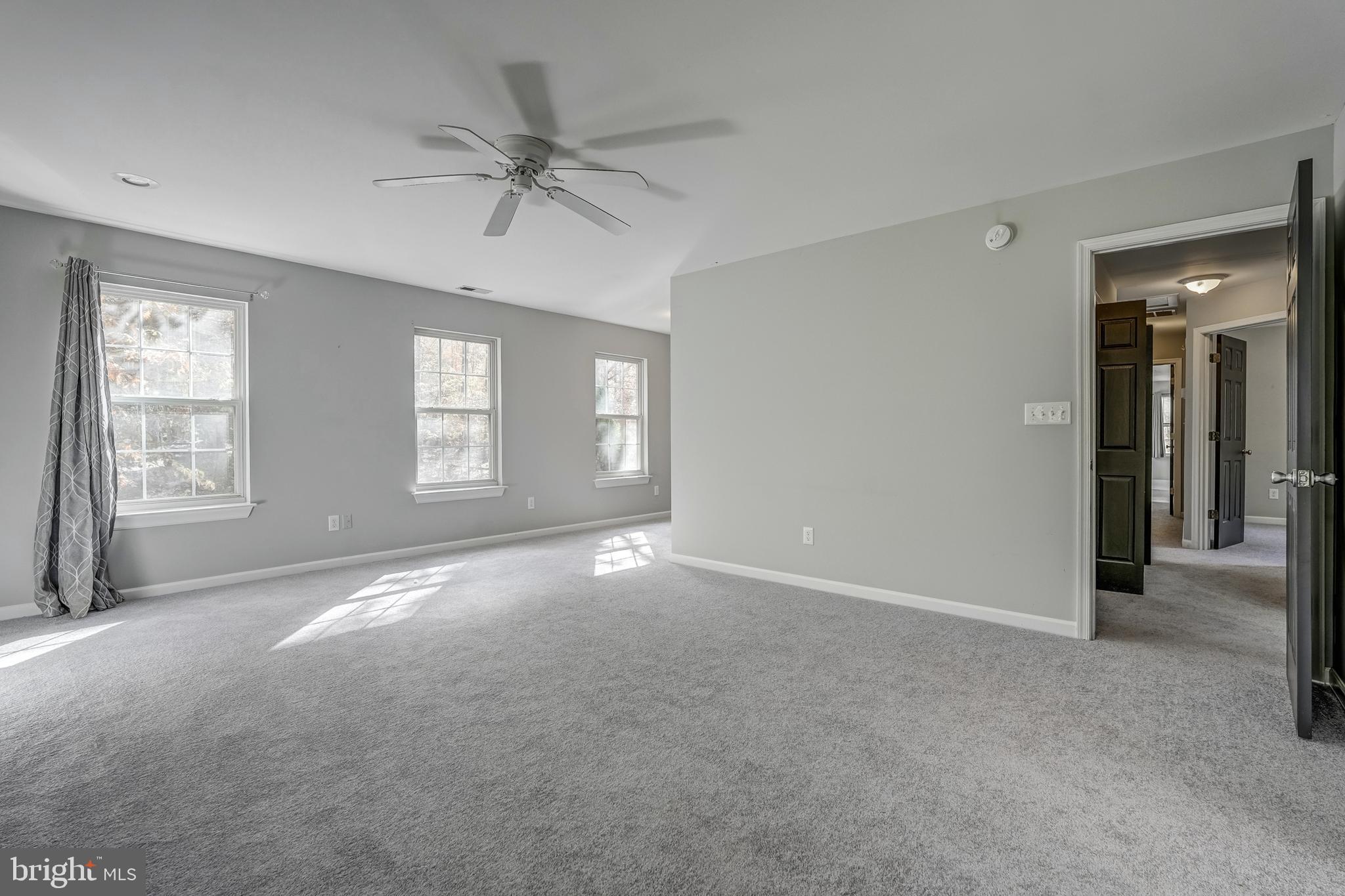 MOUNTAIN VIEW ESTATES - Residential