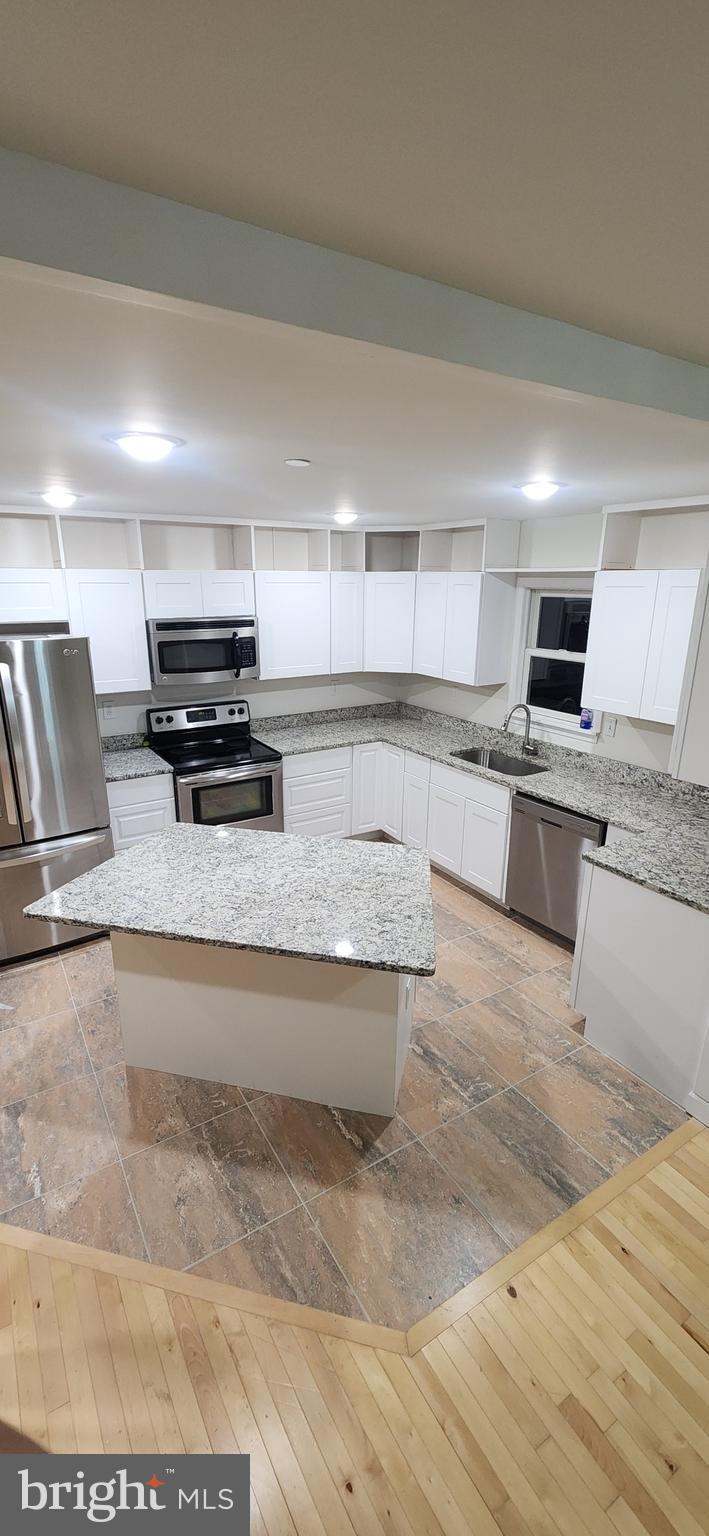 WHITE PINE ACRES - Residential