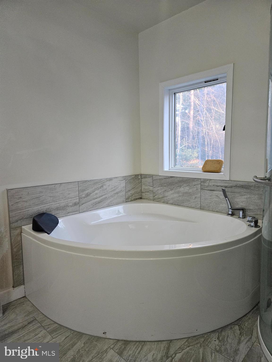 WHITE PINE ACRES - Residential