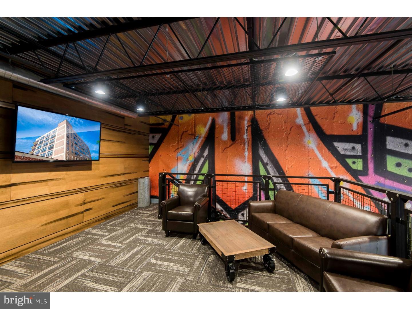 ART MUSEUM AREA - Residential Lease