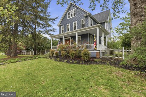 Photo of 3814 Fleetwood Avenue, BALTIMORE, MD 21206 (MLS # MDBA2208662)