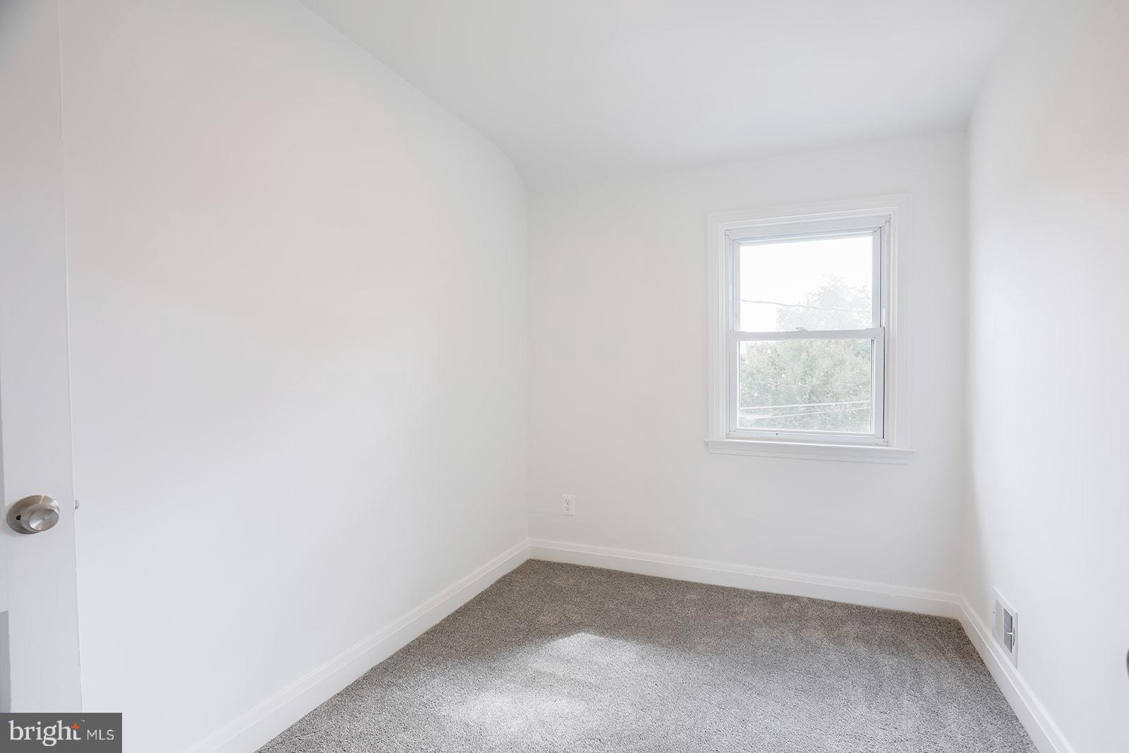 RIDGELEIGH - Residential Lease