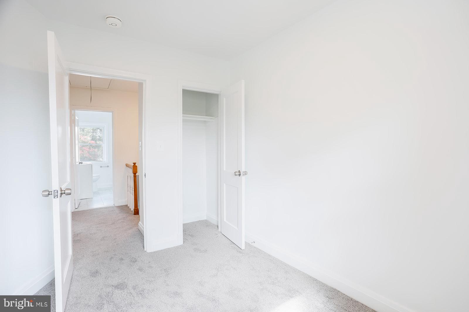 RIDGELEIGH - Residential Lease