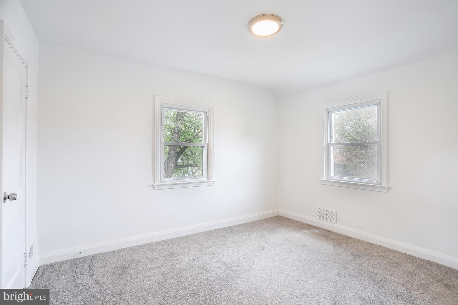 RIDGELEIGH - Residential Lease