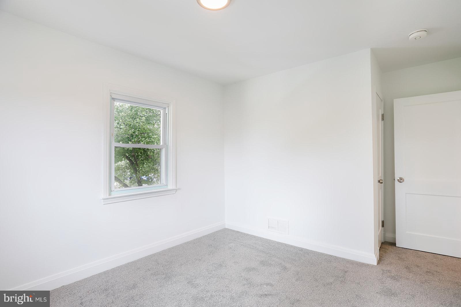 RIDGELEIGH - Residential Lease