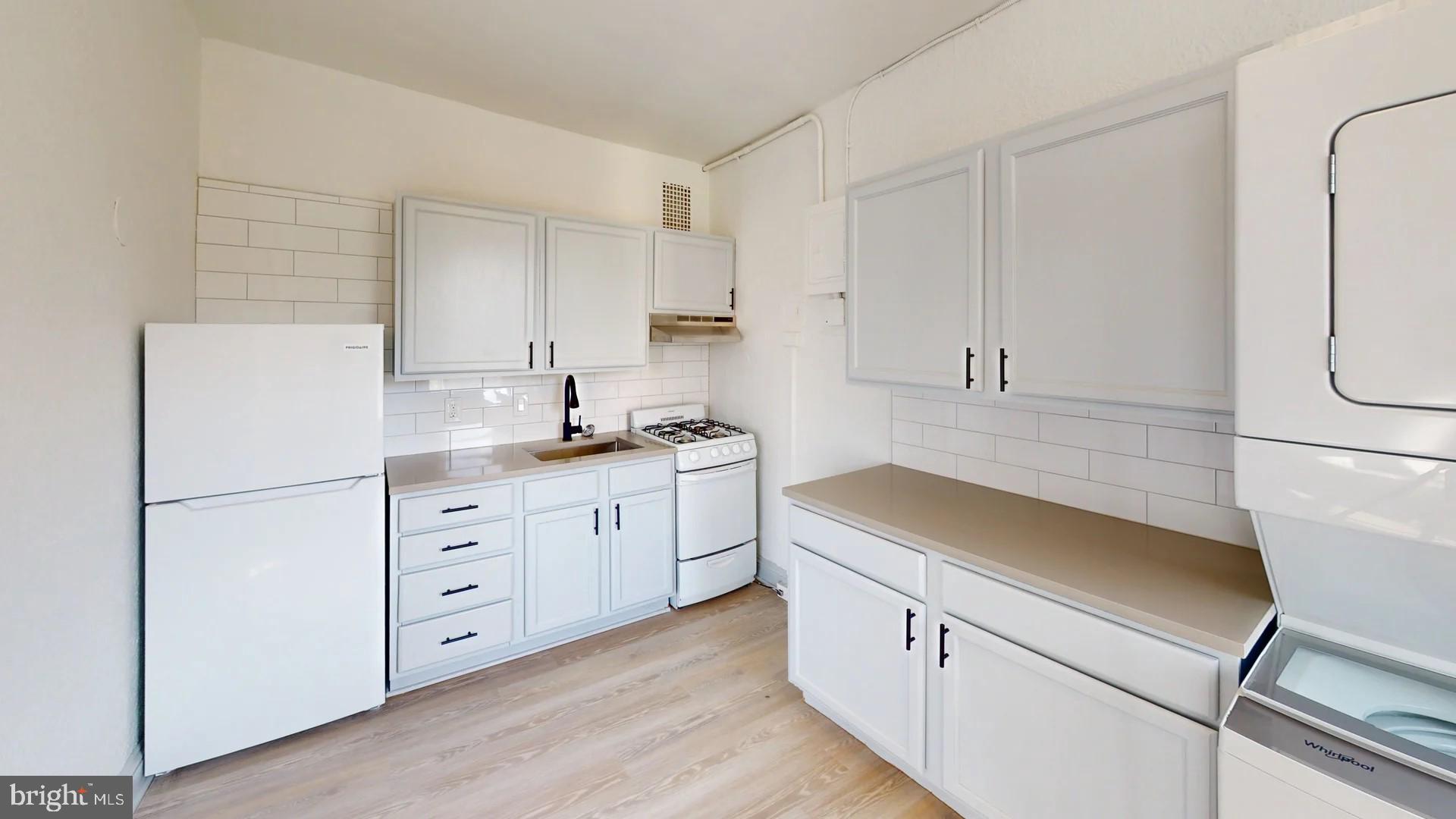 MOUNT VERNON PLACE HISTORIC DISTRICT - Residential Lease