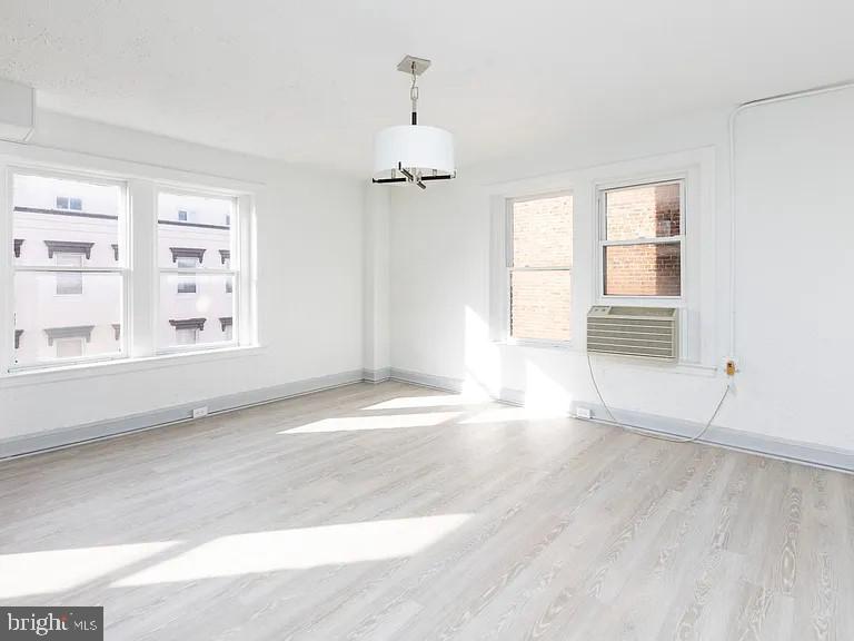 MOUNT VERNON PLACE HISTORIC DISTRICT - Residential Lease