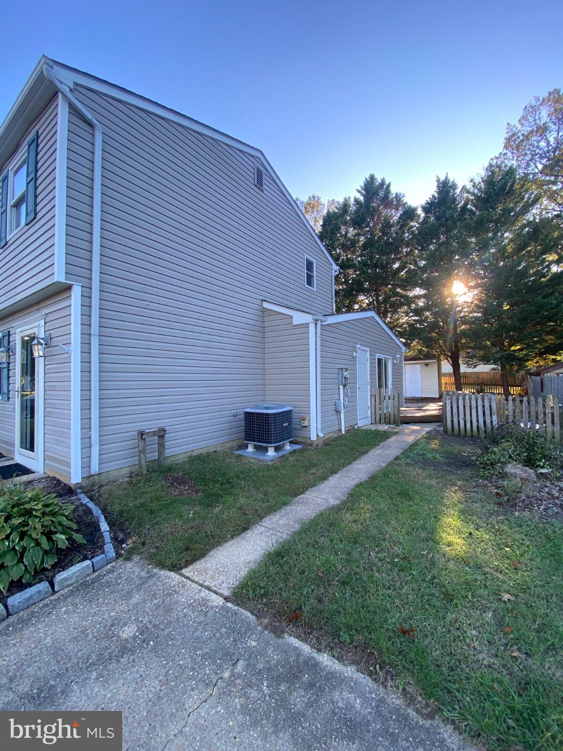 370 VOLLEY COURT