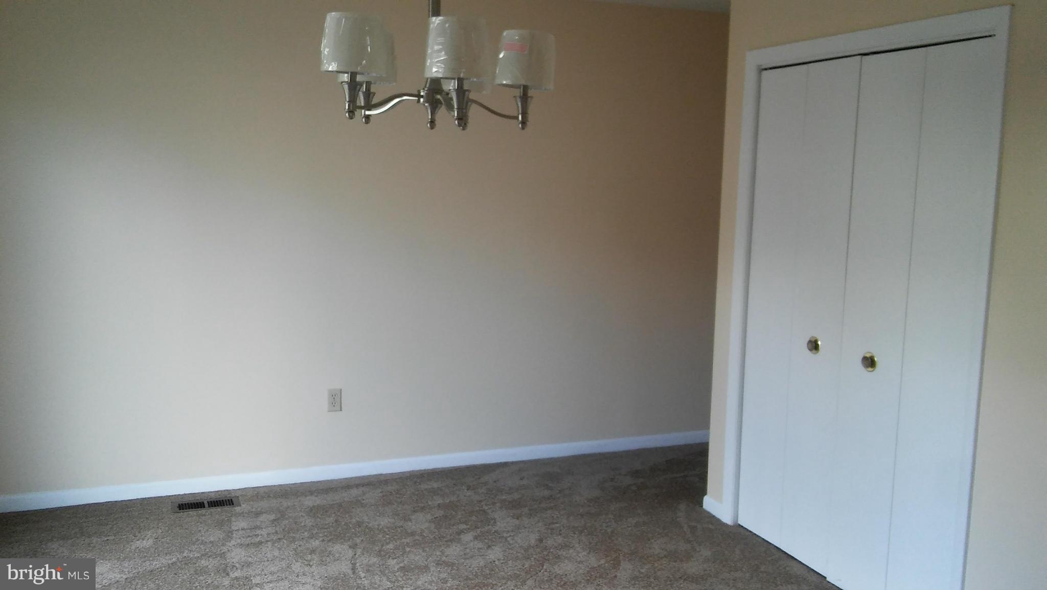 NEWPORT ESTATES - Residential Lease