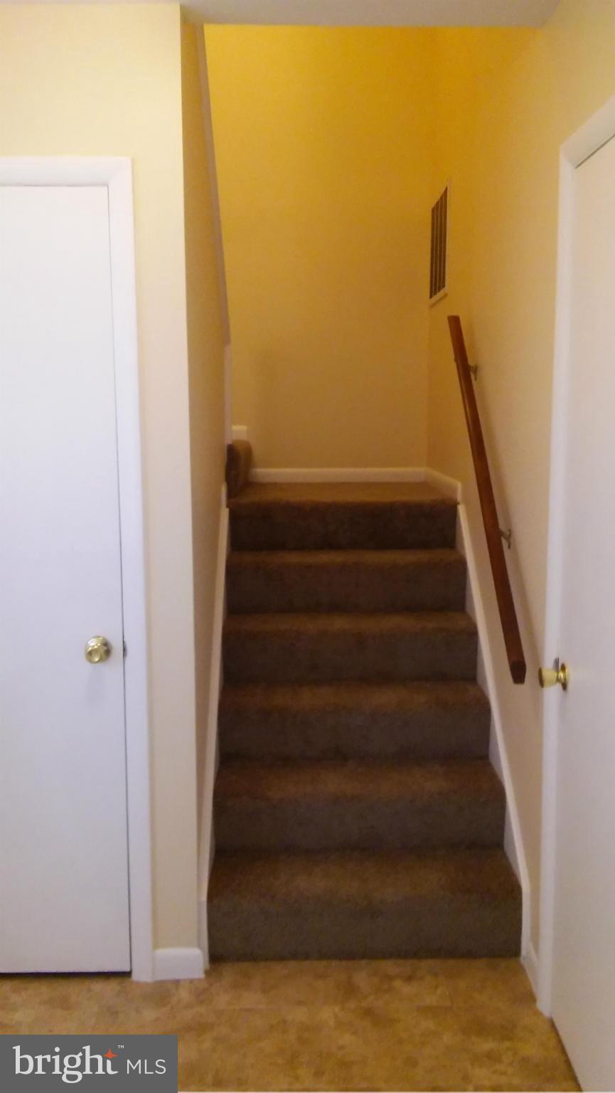 NEWPORT ESTATES - Residential Lease
