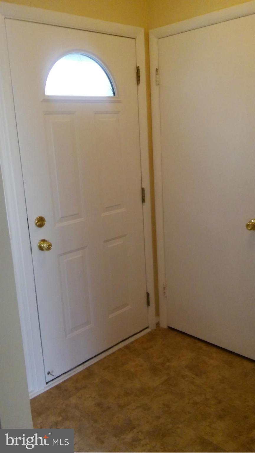 NEWPORT ESTATES - Residential Lease