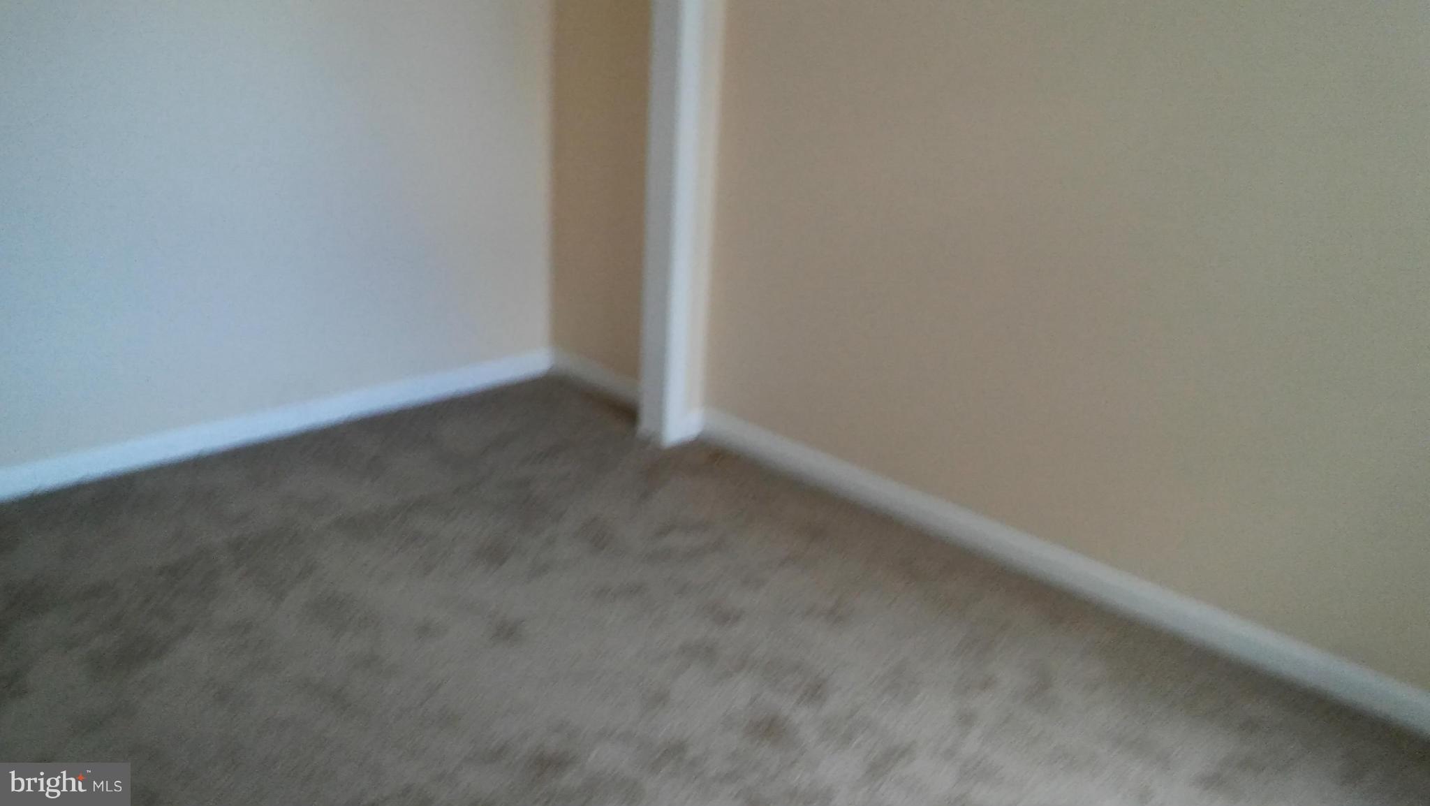 NEWPORT ESTATES - Residential Lease