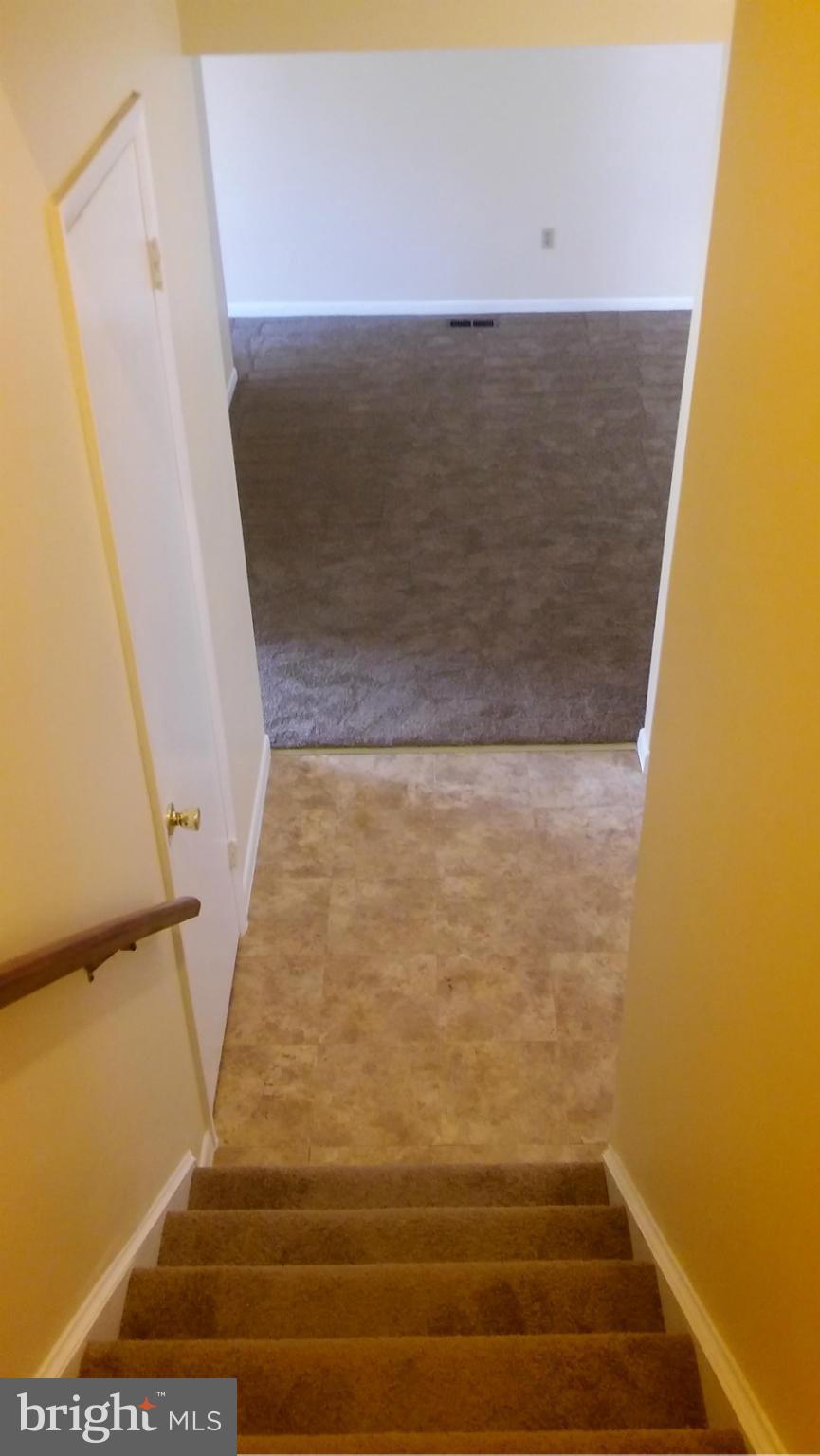 NEWPORT ESTATES - Residential Lease